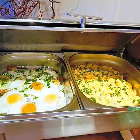 Kuracyjny & Wellness Szálloda